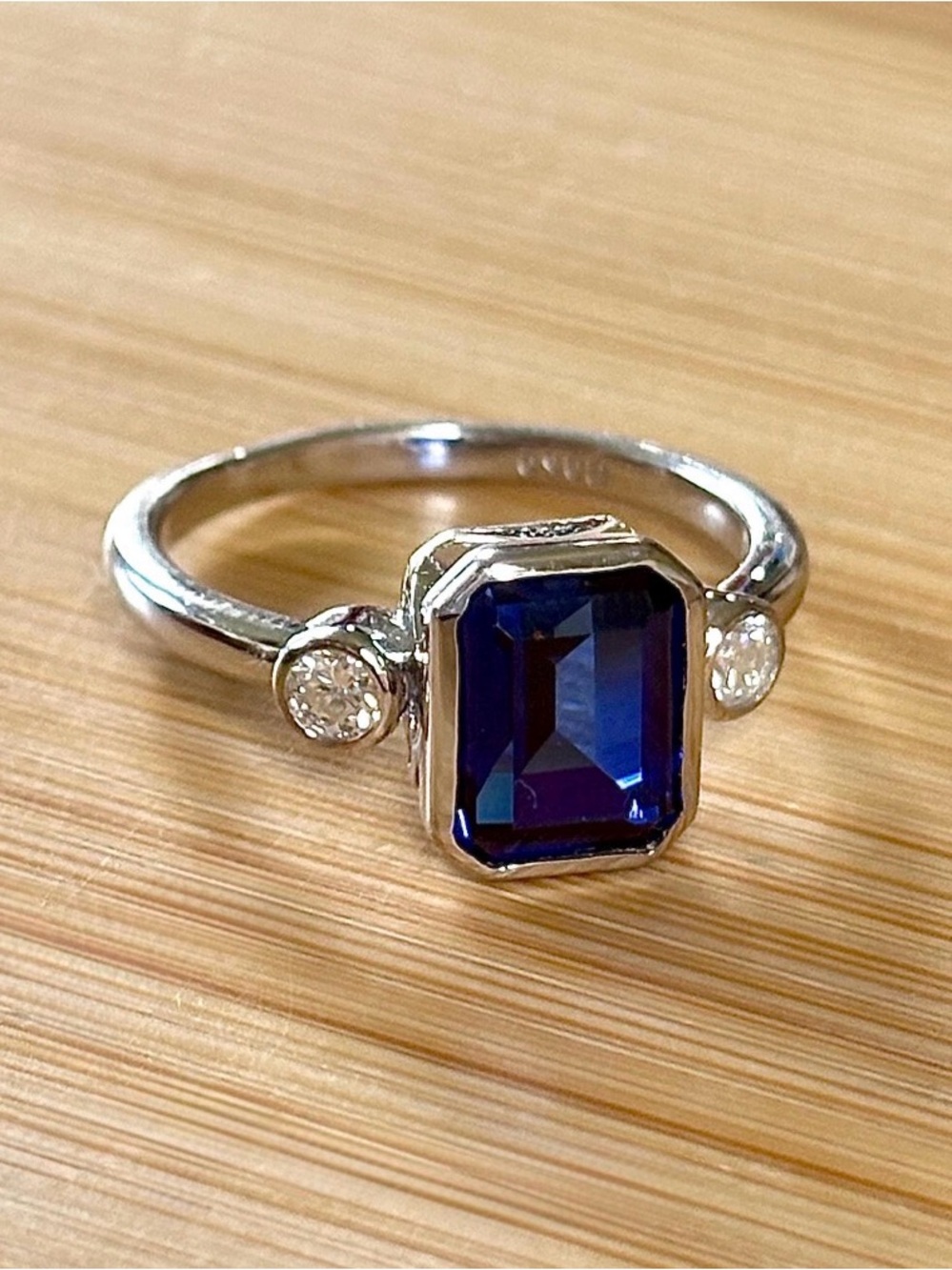 A certified 3ct lab-grown blue sapphire & .20ctw Moissanite ring, in 925 or 935! - Picture 9 of 11